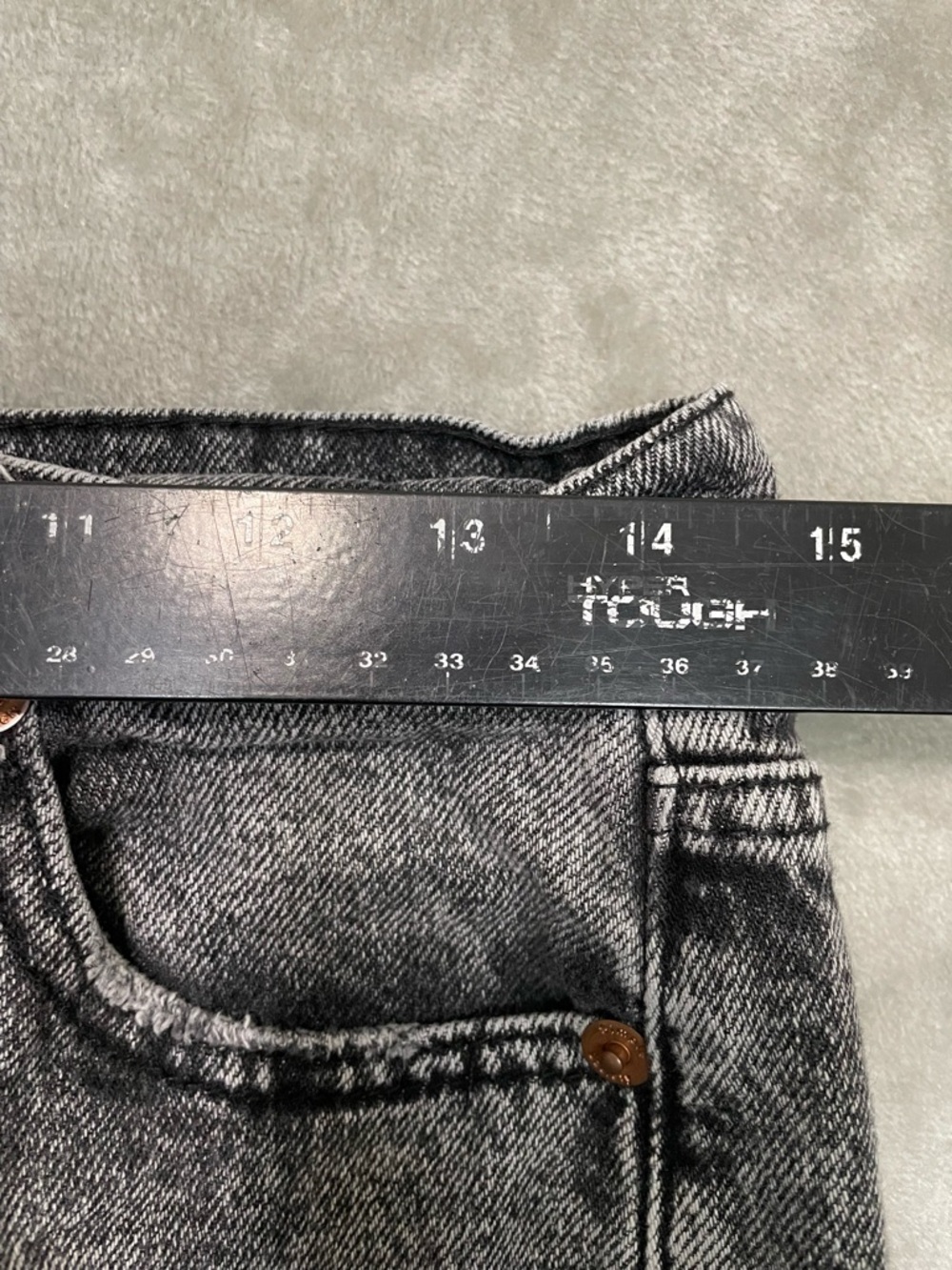 Simple Society Black Acid Wash Distressed Straight Leg Jeans Size 9/29 - Picture 9 of 11